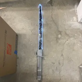 E9350 HASBRO Star Wars Mandalorian Darksaber Din Djarin Moff