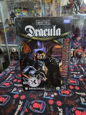 F0485 HASBRO Transformers Studios Monsters Dracula Deluxe