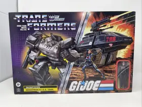 F3983 HASBRO Transformer Joe Collaborative Megatron Tank