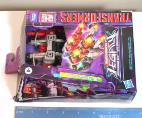 F4241 HASBRO Transformers Cog Deluxe Weaponizer #3