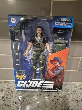 F4757 HASBRO Joe Classified Tiger Force Recondo Action Figure