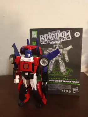 WFCK41 HASBRO Generations War Cybertron Kingdom Road Rage