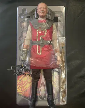 HT906326 HOT TOYS Sideshow Thor Ragnarok Stan Lee Barber #3