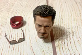 MMS123 HOT TOYS Iron Tony Stark Head Sculpt Sunglasses Mkiv