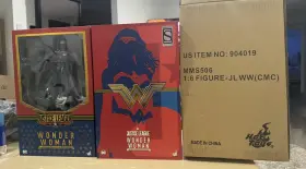 MMS506 HOT TOYS Mms Justice League Wonder Woman Comic Box #2