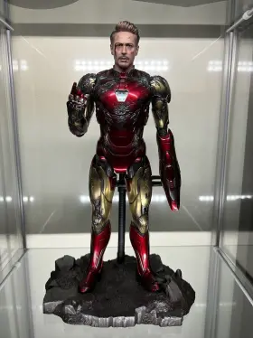 MMS543D33B HOT TOYS Avengers Endgame Iron Battle Scale