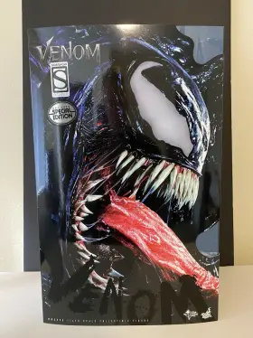 MMS590 HOT TOYS Venom Action Figure