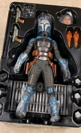 TMS035 HOT TOYS Star Wars Mandalorian Katan Kryze Scale #3