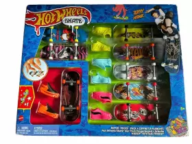 194735135417 HOT WHEELS Tony Hawk Skate Rippinft Tricks Pack