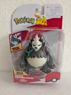 191726755937 JAZWARES Pokemon Battle Feature Pangoro Deluxe