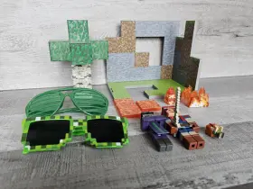 681326166528 JAZWARES Minecraft Birch Forest Playset Mini