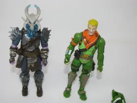 FNT0988-123121-GC JAZWARES Fortnite Figures Rex Ragnarok #3