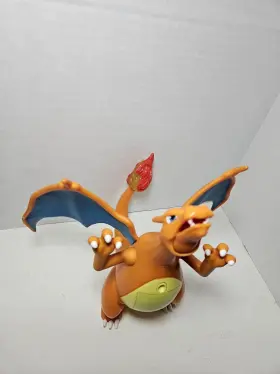 PW0163 JAZWARES Pokemon Charizard Battle Feature Figure