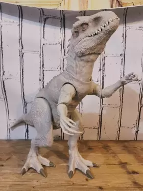 GNH35 JURASSIC WORLD Destroy Devour Indominus Rex Lights