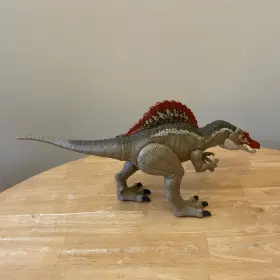 692624229013 JURASSIC WORLD TOYS Extreme Chompinft Dinosaur