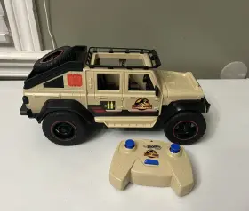 GYD27 JURASSIC WORLD TOYS Matchbox Dominion Jeep Gladiator
