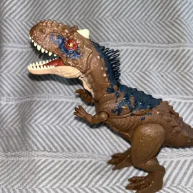 HDX35 JURASSIC WORLD TOYS Dinosaur Dominion Rajasaurus Roar #2
