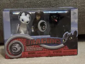 79638 JUST PLAY Dreamworks Train Dragons Figure Set