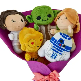 886144162718 JUST PLAY Valentines Leia Luke Yoda Bouquet #2