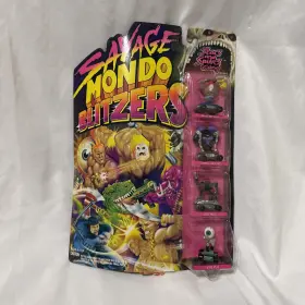 076281366401 KENNER Savage Mondo Blitzers Scars Spikes Gang