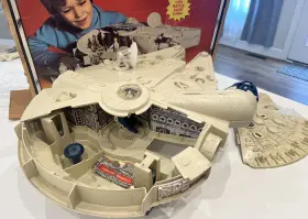 076281391106 KENNER Star Wars Millennium Incomplete Box #3