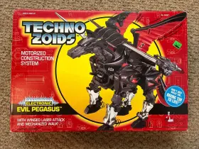 076281648217 KENNER Techno Zoids Evil Pegasus Figure
