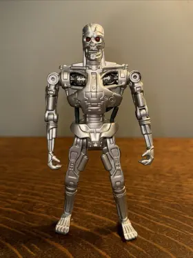1259636854 KENNER Terminator Techno Punch Action Figure