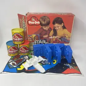 21580 KENNER Star Wars Action Set Molds Xwing Mat Play Doh