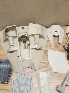 39610 KENNER Star Wars Snow Speeder Lucas Film Millennium #2