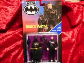 5337-016-03 KENNER Batman Bruce Wayne Armor Box #3