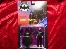 5337-016-03 KENNER Batman Bruce Wayne Armor Box