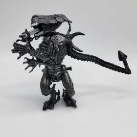 65840 KENNER Queen Alien Deluxe Xenomorph Action Figure Loose