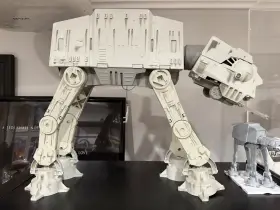 TMS0000073 KENNER Walker Figures Cheek Gun
