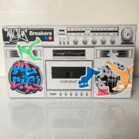 2611C KIDROBOT Breakers Boom Box Display Boy Figure