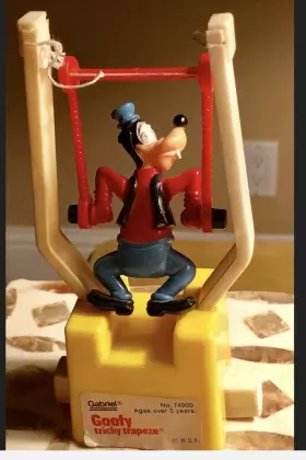 4900 KOHNER Goofy Tricky Trapeze Push Puppet Disney Toy #3