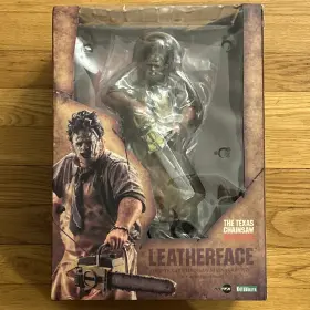 190526029439 KOTOBUKIYA Box Texas Chainsaw Massacre Scale