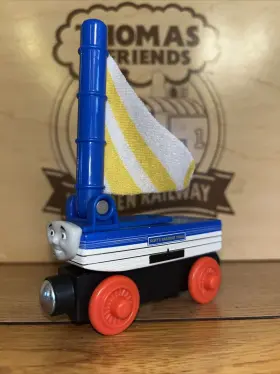 887961042085 LEARNING CURVE Skiff Thomas Friends Wooden Train