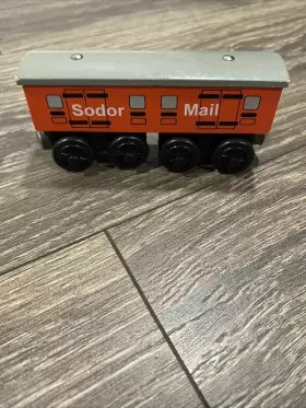99076 LEARNING CURVE Thomas Wooden Train Sodor Mail Coach #2