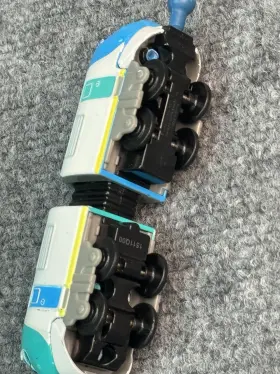 I0512Q01 LEARNING CURVE Chuggington Hoot Toot Train Engine #3