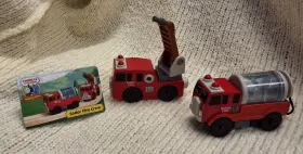 LC99124 LEARNING CURVE Thomas Friends Wooden Sodor Fire Crew
