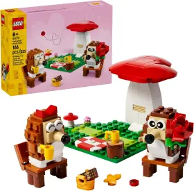 6473108 LEGO Hedgehog Picnic Toy Animal Figures Playset