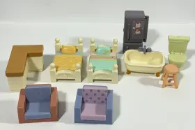 13024 LUDO STUDIO Family House Playset Furniture Bluey