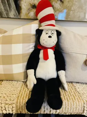 2726 MACYS Seuss Cat Hat Stuffed Animal