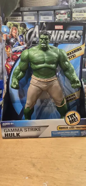653569699866 MARVEL Avenger Gamma Strike Hulk Smashing Fists