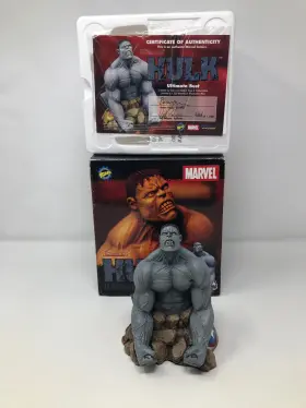 699788210598 MARVEL Hulk Ultimate Bust Comics Diamond Select