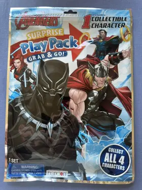 781690256021 MARVEL Avengers Surprise Play Pack Grab Go