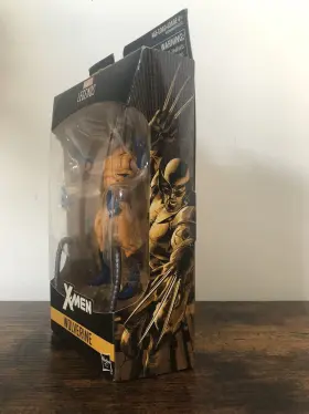 E2296 MARVEL Legends Tiger Stripes Wolverine Classic Action #2