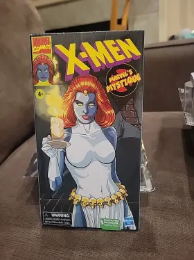 F5435 MARVEL Legends Mystique Vhs Nisb