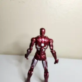 653569313717 MARVEL / HASBRO Iron Armor Target Figure #3
