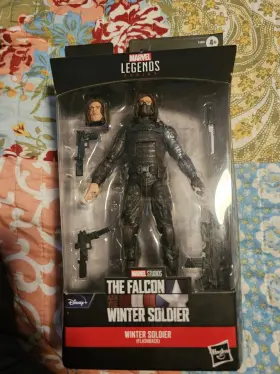 010993791026 MARVEL LEGENDS Falcon Winter Soldier Flashback